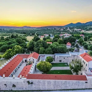 Heritage Maskovica Hotel
