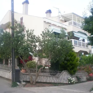  Apartment & Diana
