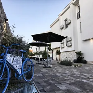  Apartment Hd House I